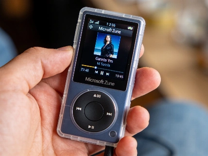 Microsoft Zune takes on iPod with WiFi sharing and subscription plan Nerds Magazine
