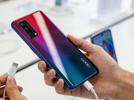 OPPO Reno16t fits a huge battery in a small phone Nerds Magazine