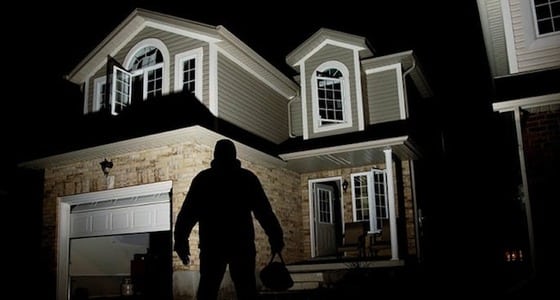 burglar in front of house - need for remote guarding system