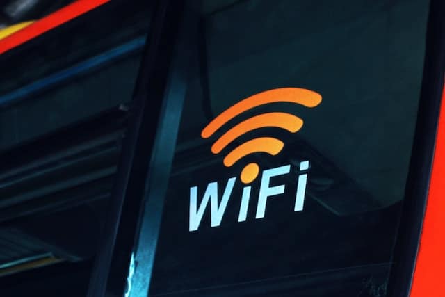 Wifi signal icon on a screen