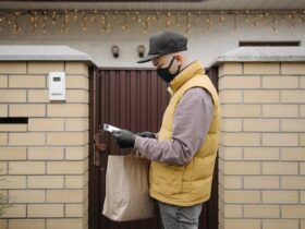 man delivering food to a private house