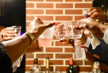 group of friends toasting their glasses.