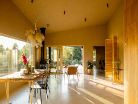 Sunny dining room with windows